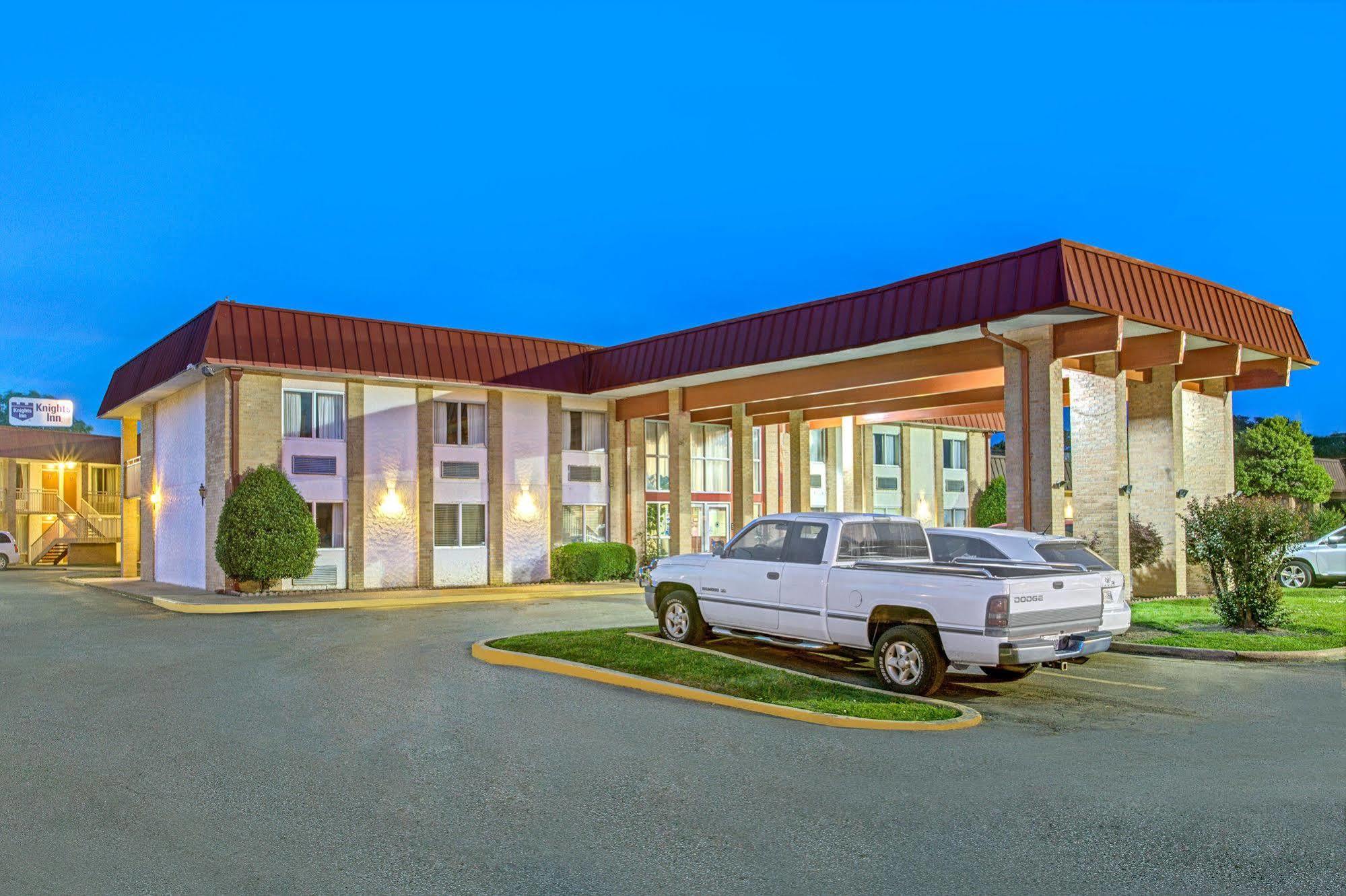 Knights Inn Memphis Airport Экстерьер фото